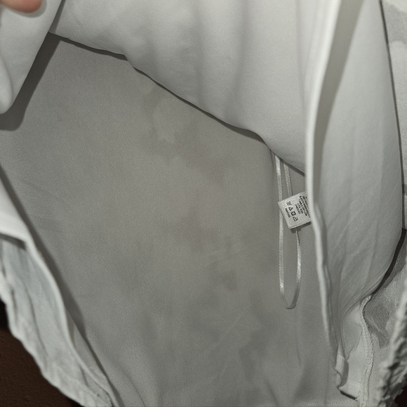 CeCe Textured White Blouse, Size XS, NWT - Picture 7 of 7